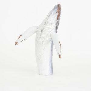 Ballena decorativa en resina azul y blanca